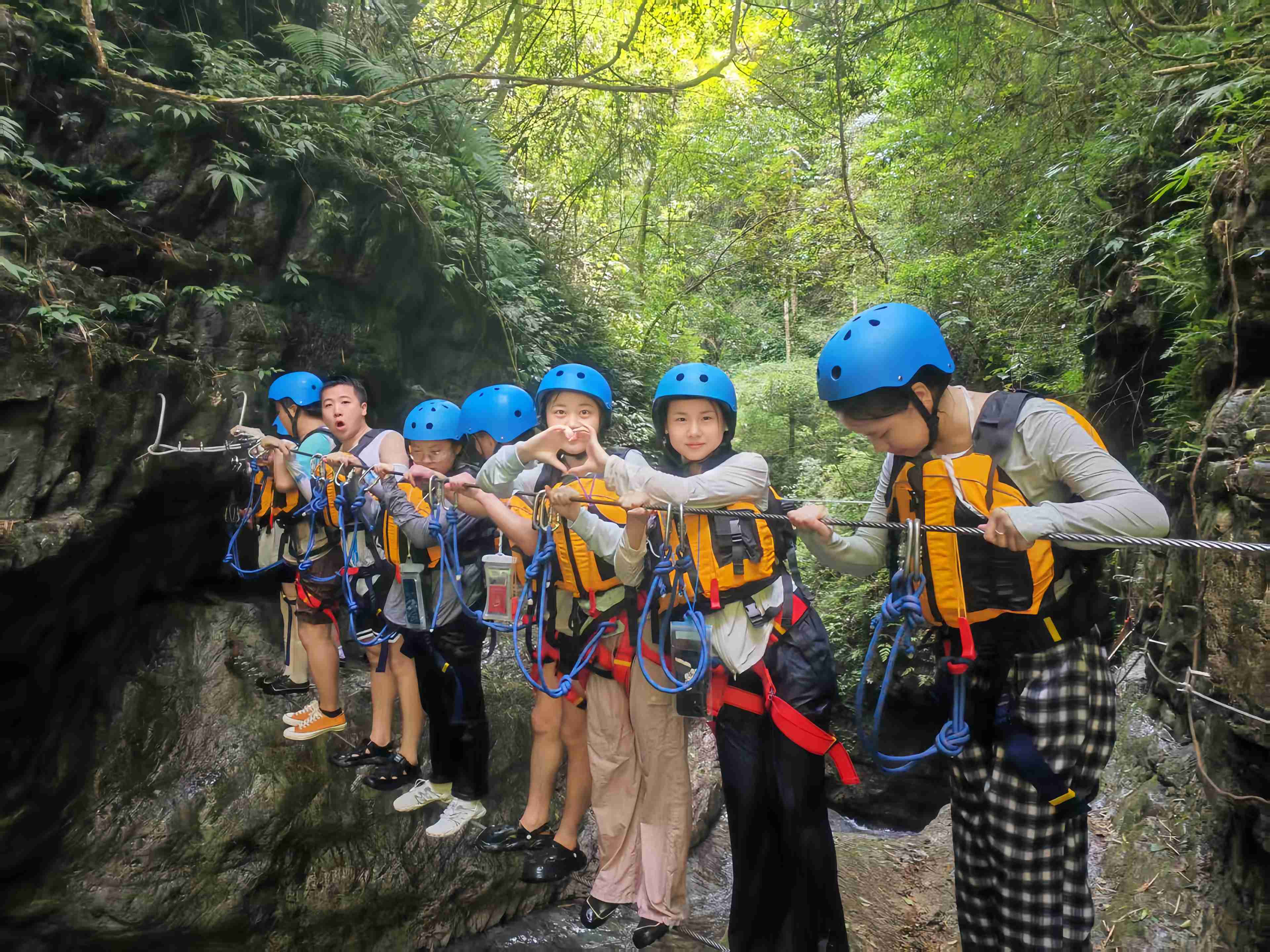 2025.7月遵義分公司“天人谷溯溪”